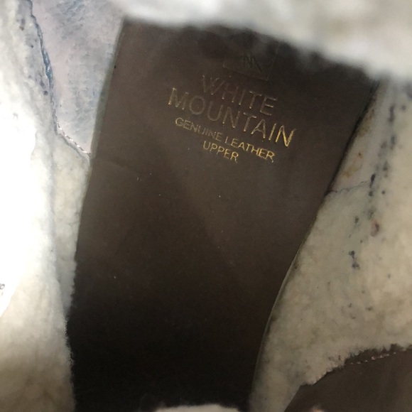 Tan White Mountain Joker Booties - Picture 9 of 9